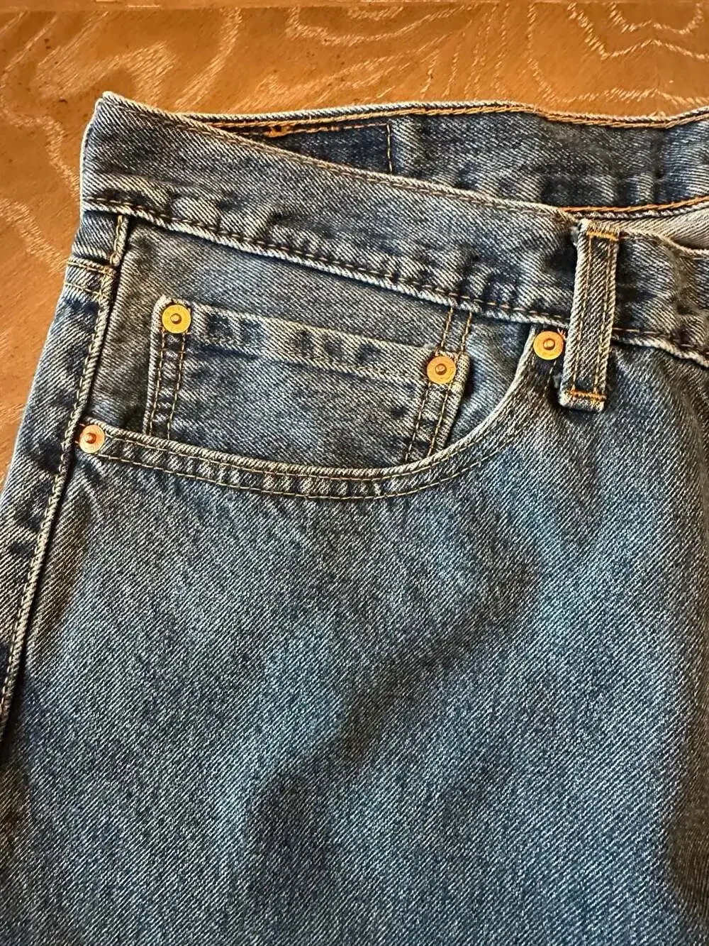 Levi's 505 Original Fit Straight Leg Denim Jeans Men's 36x32 Light Wash